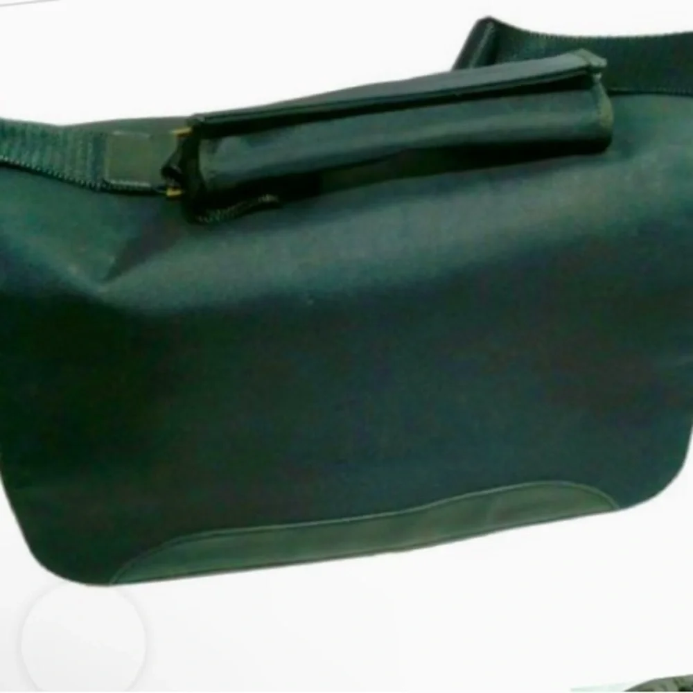 Hbc Essentials Bosca Messenger Bag Shoulder Bag Fits 15